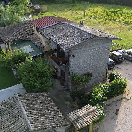 לינה וארוחת בוקר Arce Casale Dei Ricordi מראה חיצוני תמונה